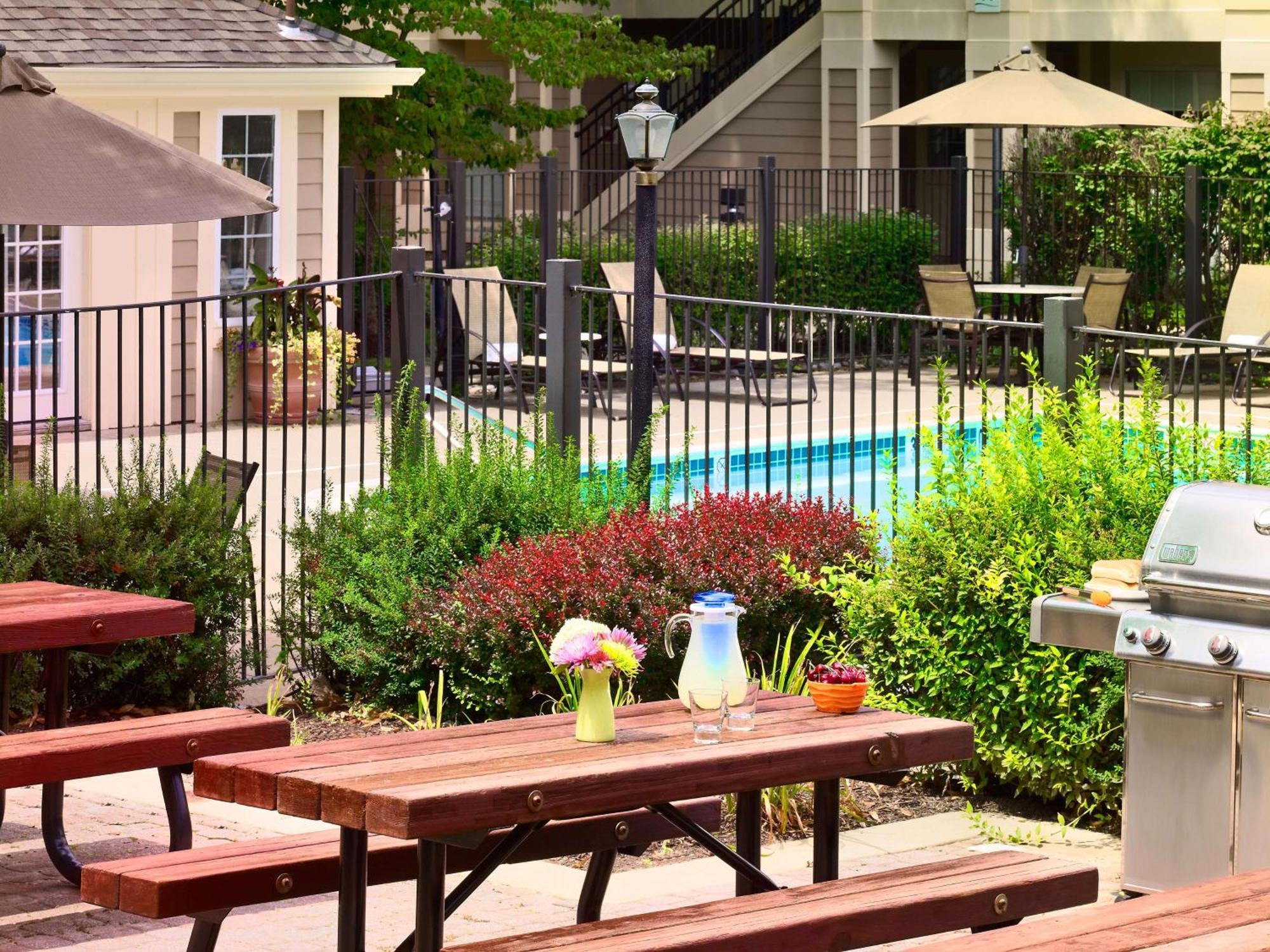 Staybridge Suites Boston - Burlington By Ihg المظهر الخارجي الصورة